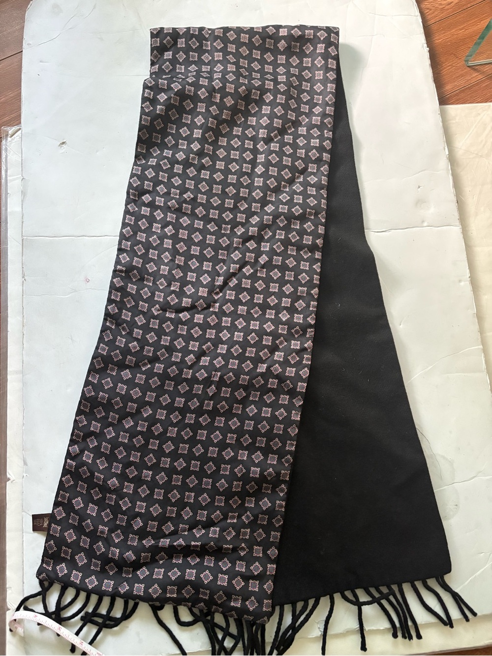 Silk Patterned Men's Scarf - Classic Winter Accessory 9 by 52